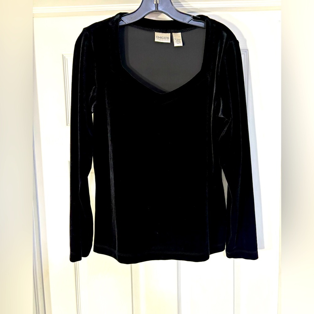 Chico's Black Fitted Long Sleeve Blouse